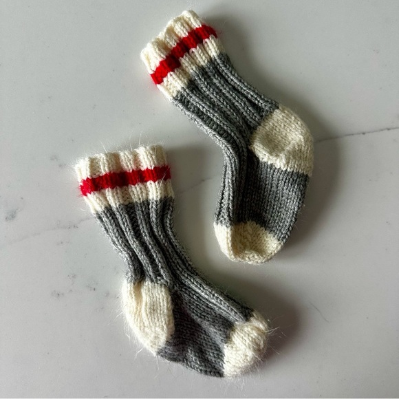 Cabin stripe knitted winter baby set - Picture 4 of 4